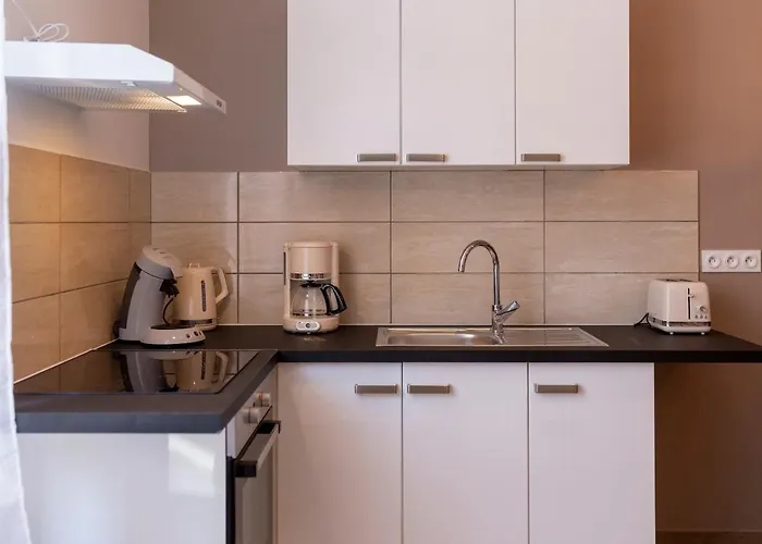 Loc Trotteur Le Cacao - Balneo, Gare * לורדה